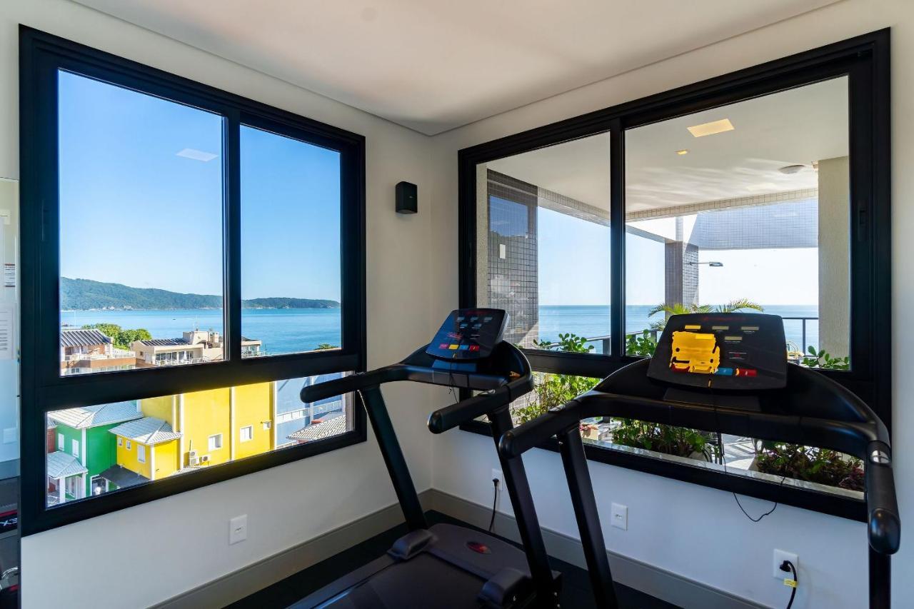 Aion Suites: Luxe Loft with Rooftop Pool Near Beach Bombinhas Exterior photo